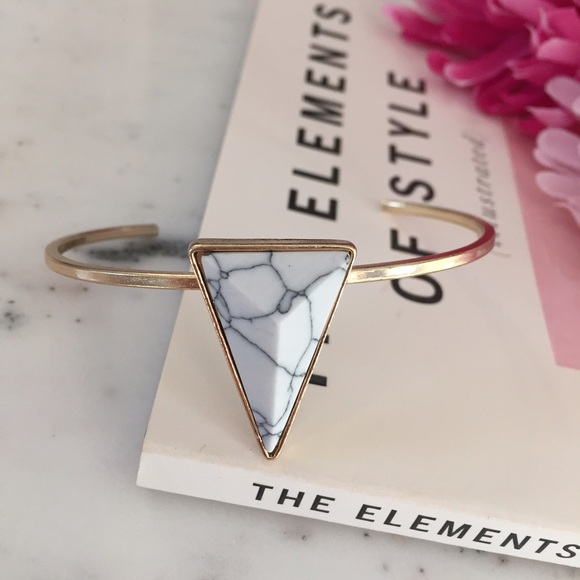 🆑 "Olivia" Bracelet || White Marble Triangle Cuff - Picture 2 of 7